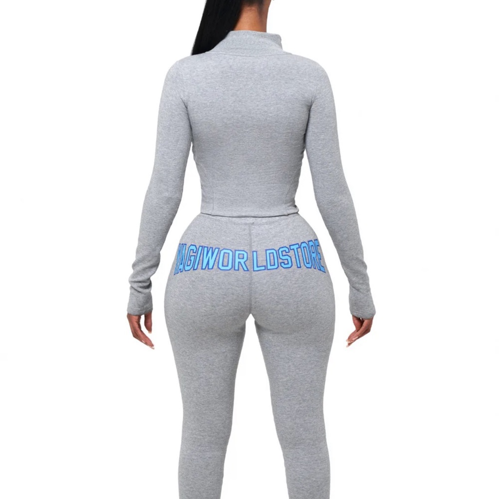 YagiWorld Two Piece Set